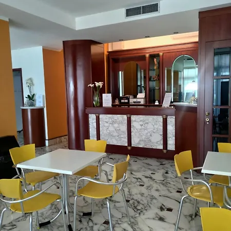 Hotel Nautic-3